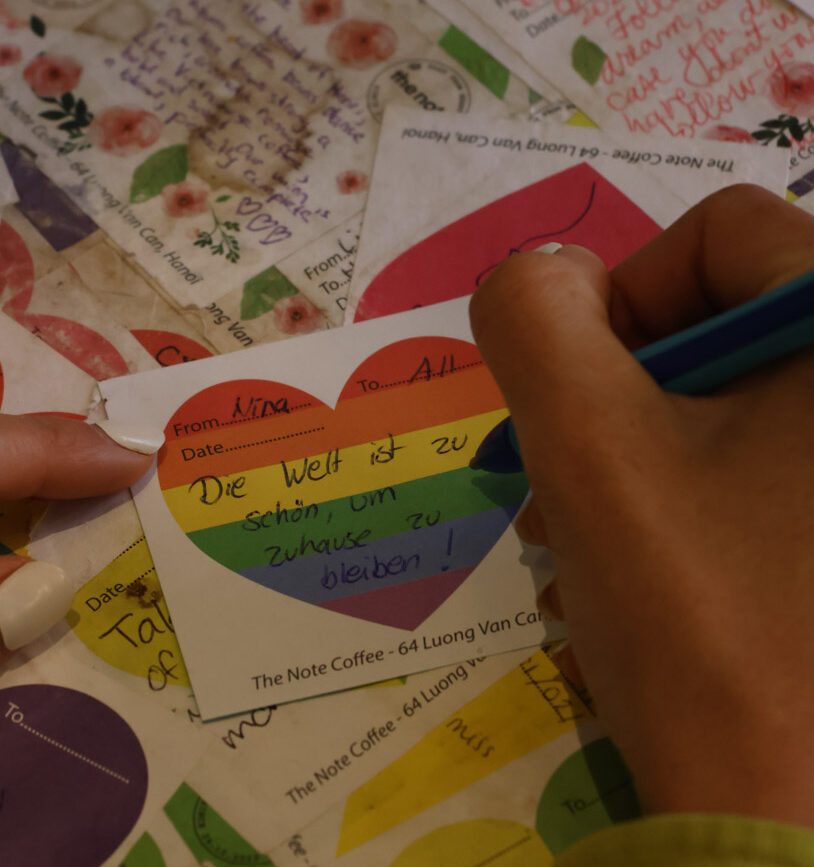 notizzettel hinterlassen im the note coffee