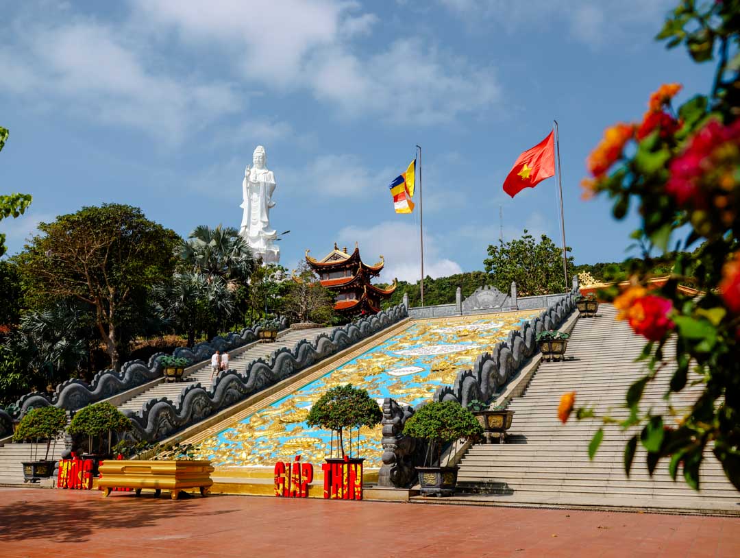 Pompöse Treppe Ho-Quoc-Pagode