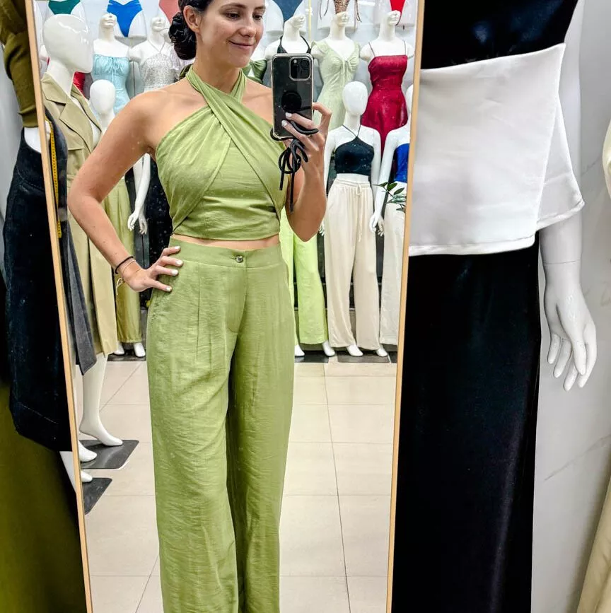 zweiteiler von roro tailor schneiderei in hoi an