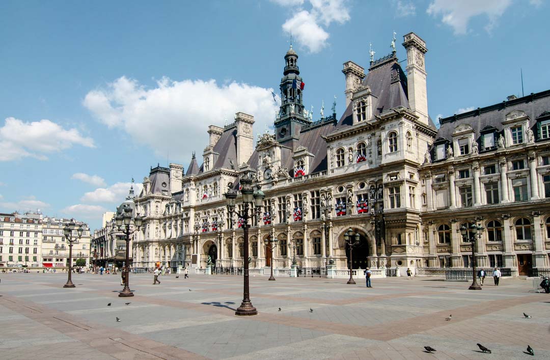 bild des hotel de ville paris mit plaza