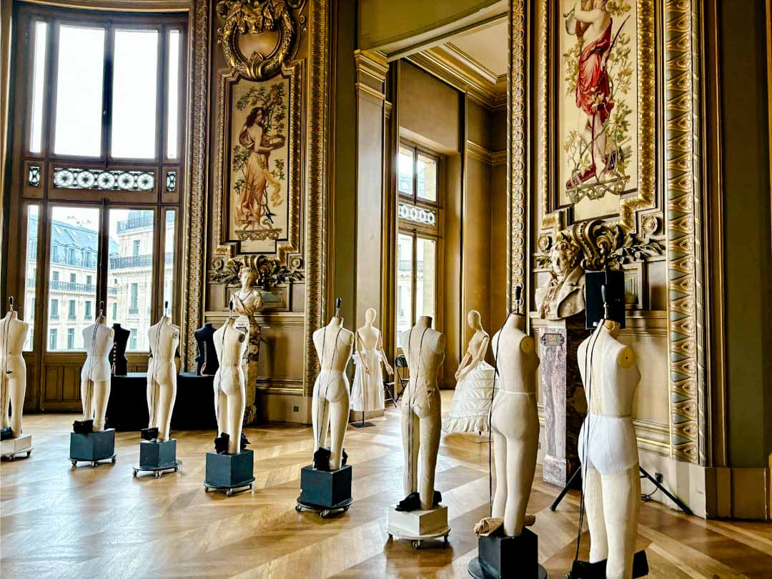 foyers de la danse mit schneiderpuppen fuer kostueme