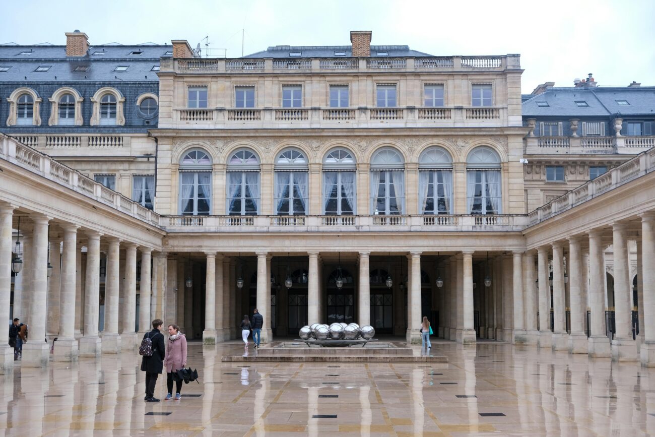 Pariser Gebäude, Innenhof des Palais Royal