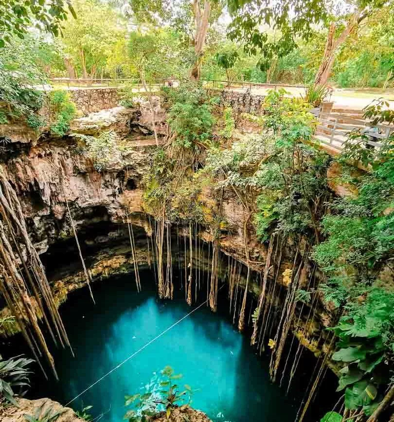 mexiko yucatan cenote ik kil mexiko yucatan cenote ik kil