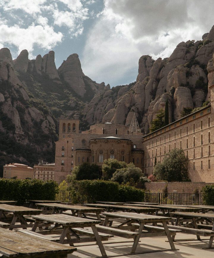 picknickplatz beim benediktinerkloster santa maria de montserrat