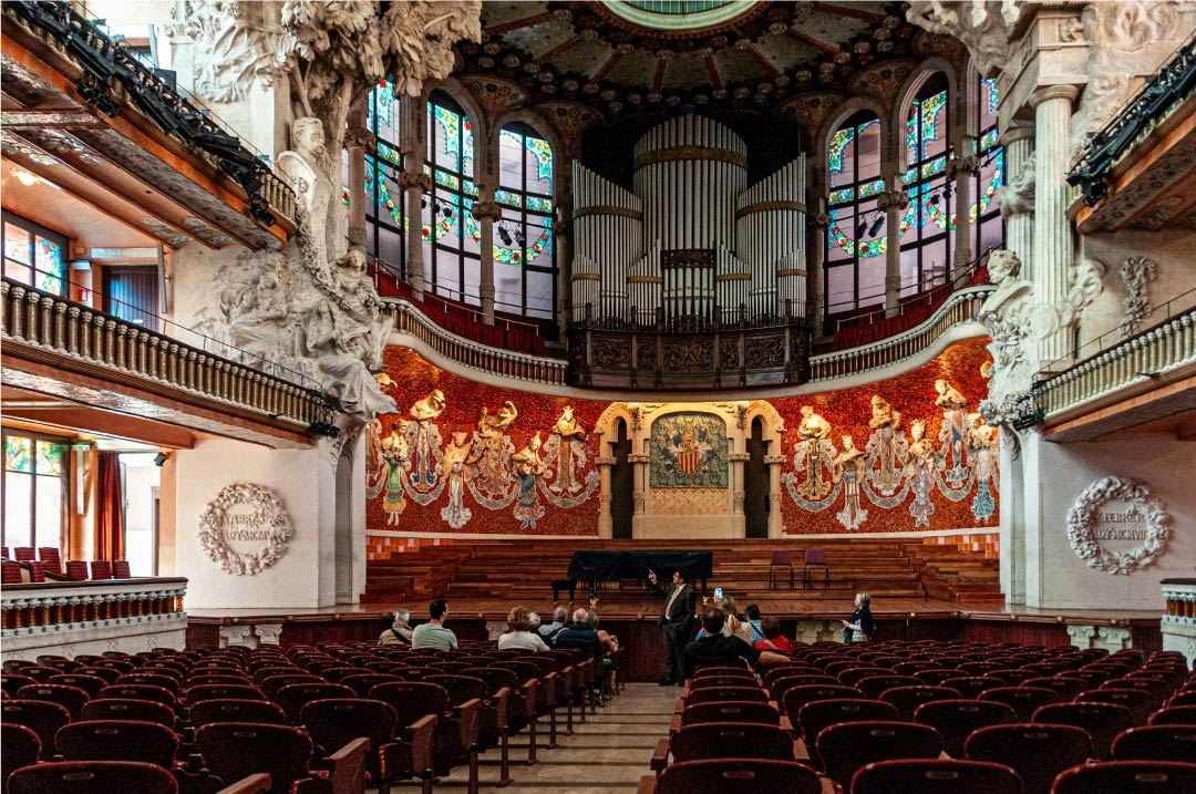 zuschauerraum im palau de la musica catalana in barcelona