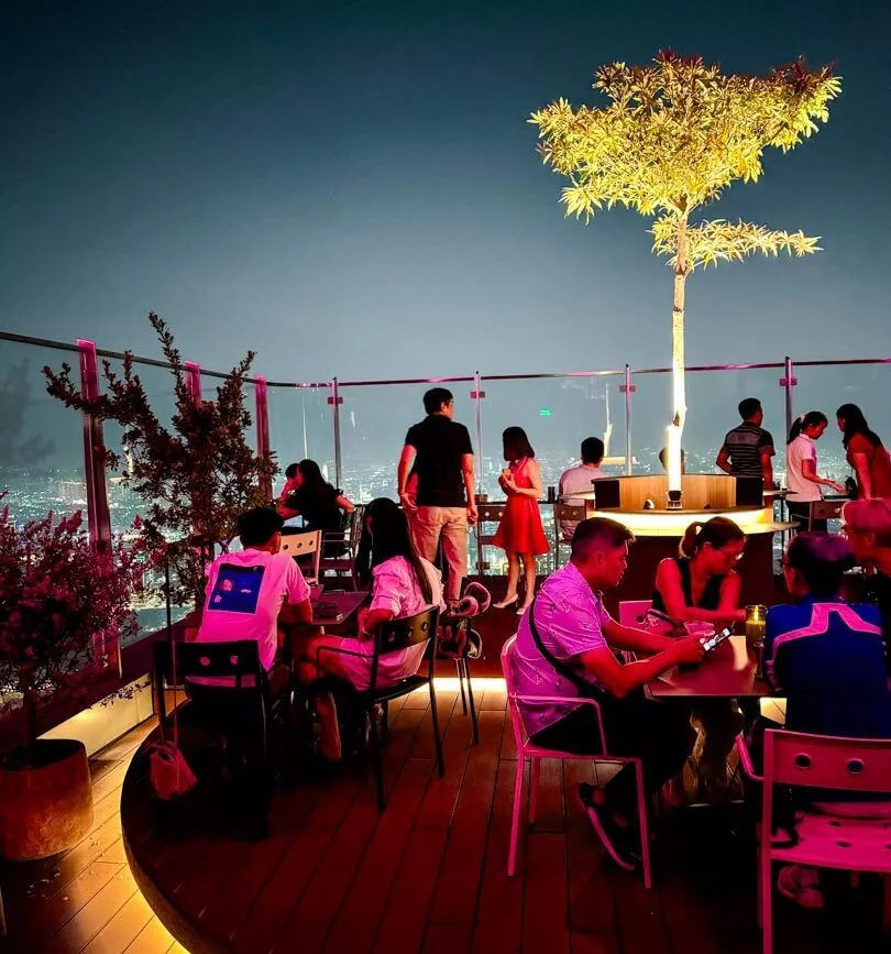 aussenbereich im landmark 81 in saigon vietnam Außenbereich im Landmark 81 in Saigon, Vietnam