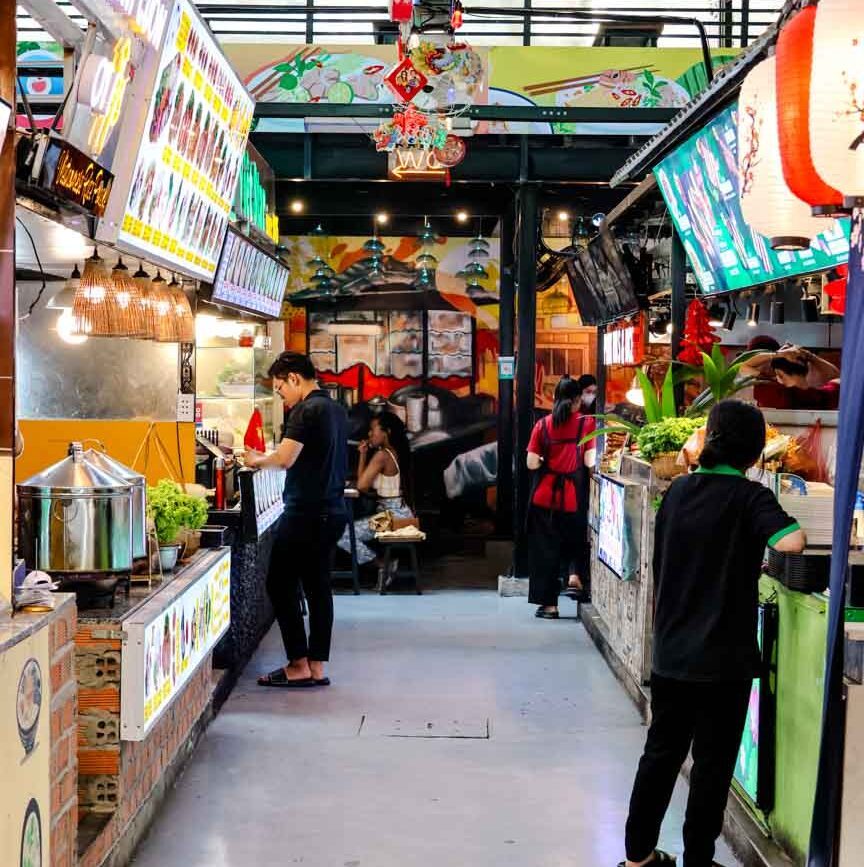 ben thanh street food market saigon