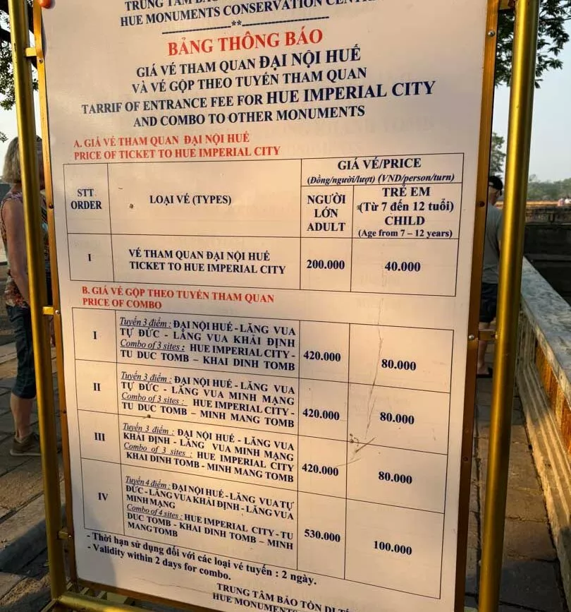 eintrittsgebuehren fuer die monumente von hue vietnam Eintrittsgebühren für die Monumente von Hue, Vietnam