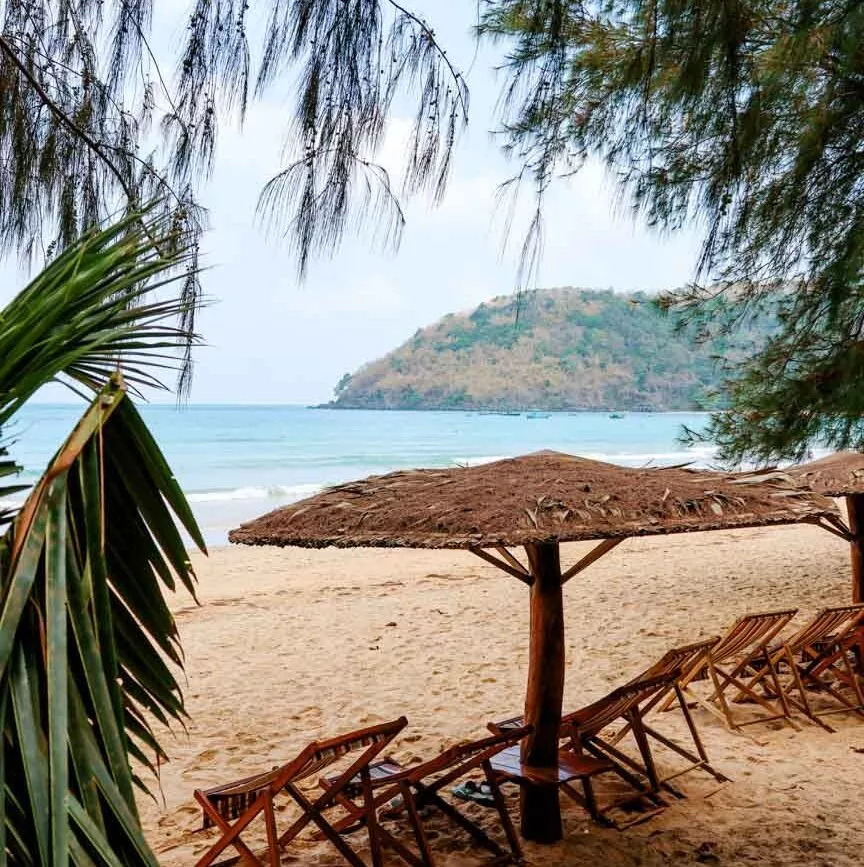 Flugzeugstrand Đầm Trầu auf Con Dao