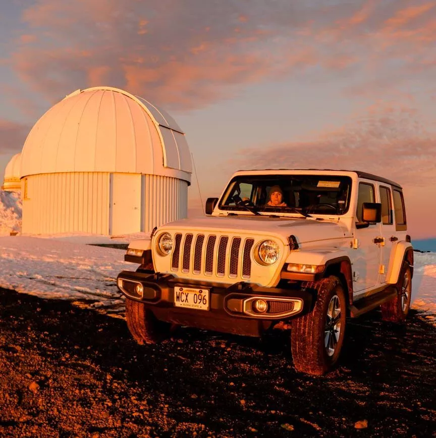 mit dem jeep auf dem mauna kea hawaii