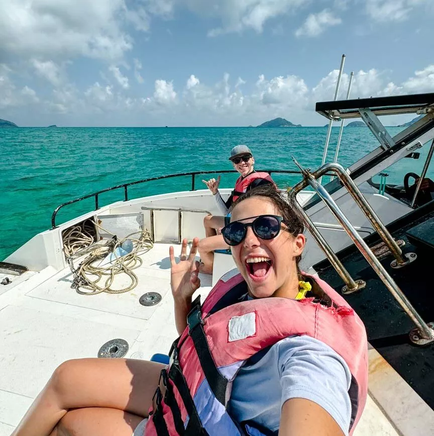 Speedboot von AMADIVE Dive Center