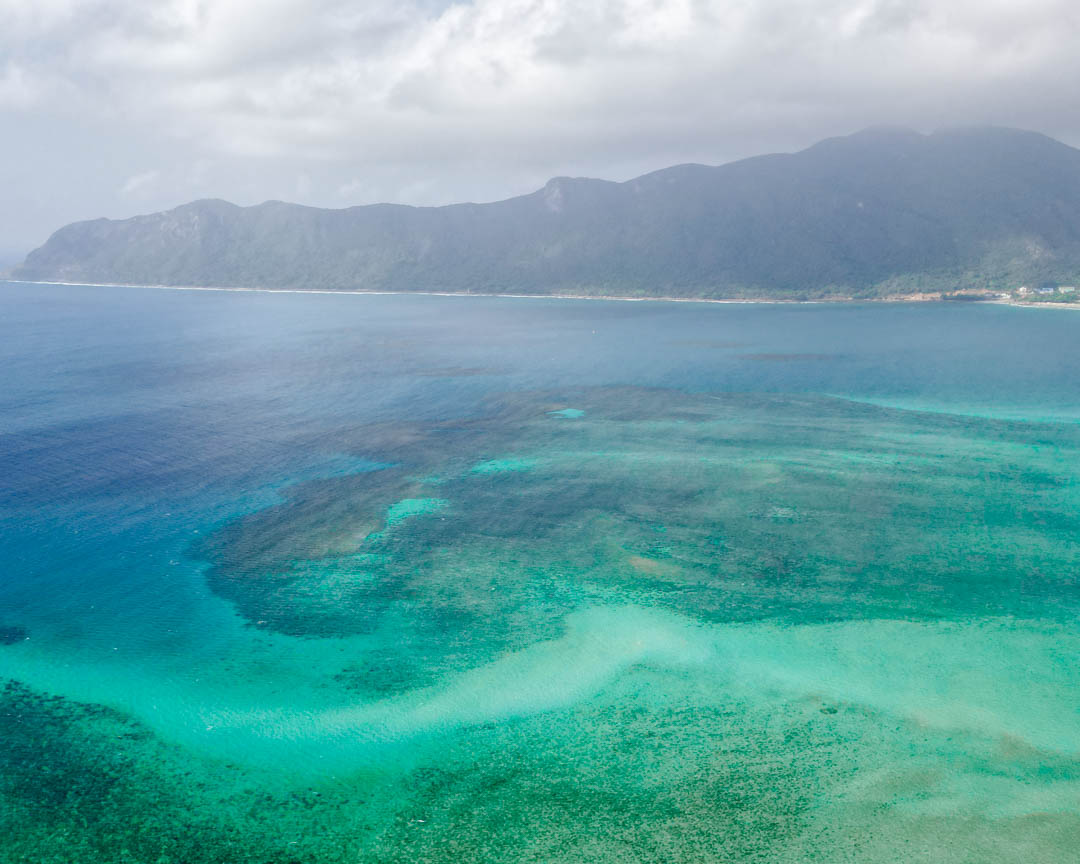 strand lo voi von oben con dao vietnam