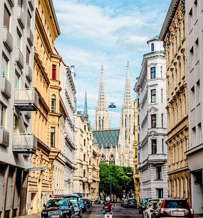 tuerme des stephansdoms in wien staedtetrip