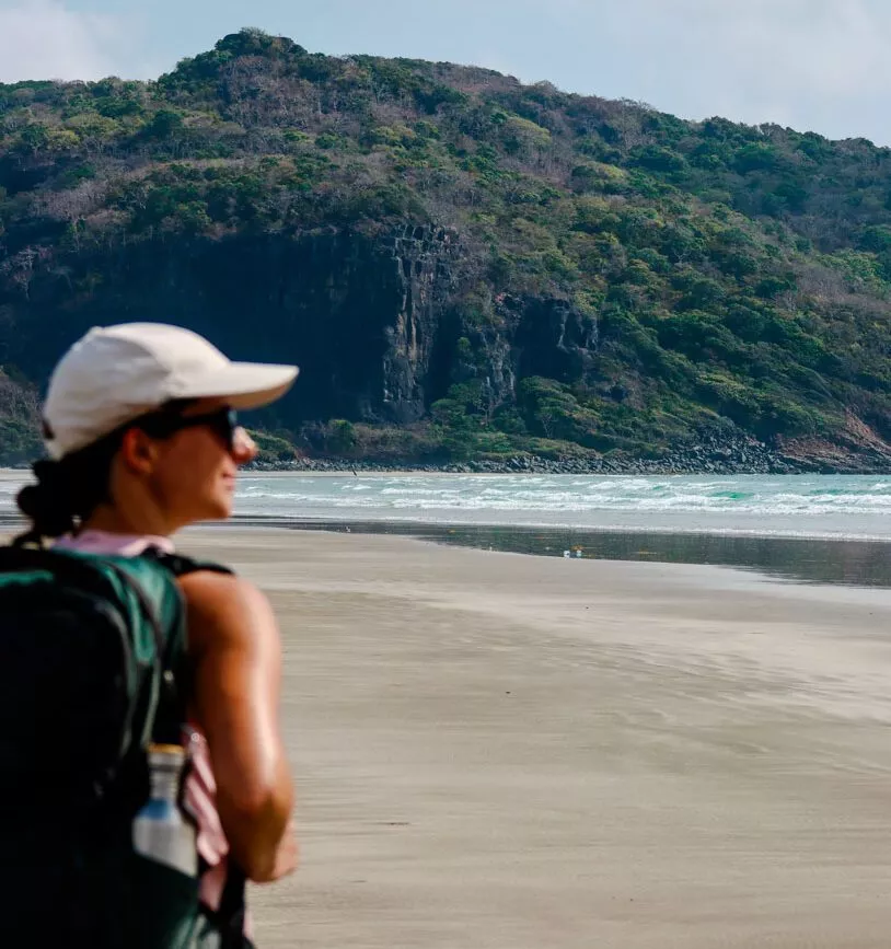 Wanderung am Strand entlang