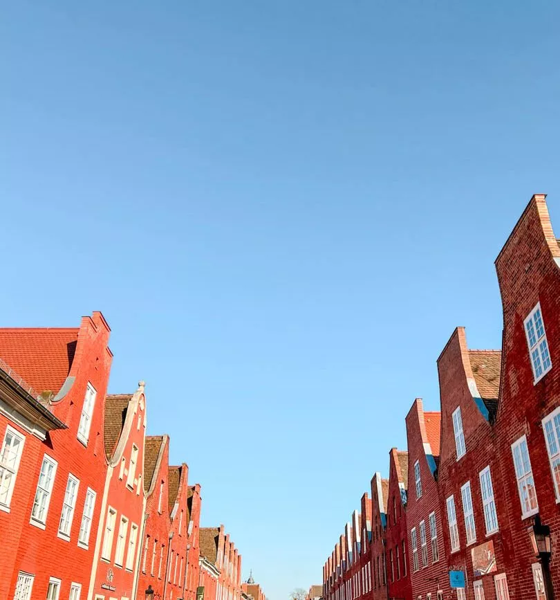 Rote Backsteinhäuser im Holländisches Viertel in Potsdam, Berlin Städtetrip