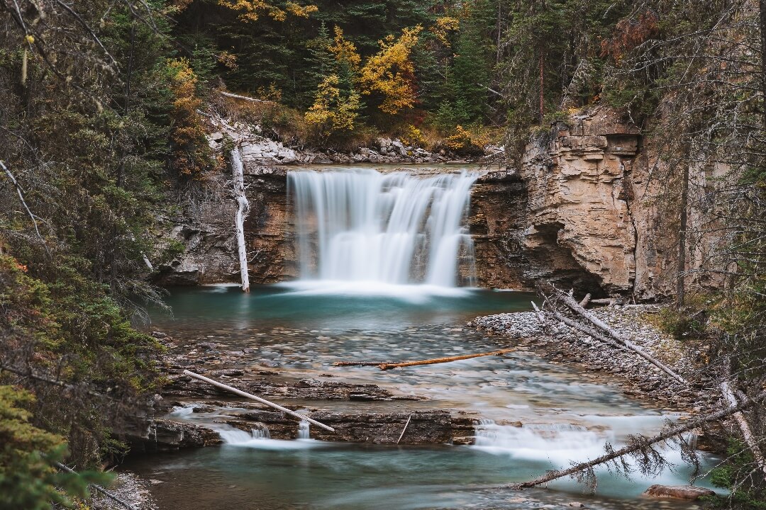banff johnston canyon wasserfall banff johnston canyon wasserfall