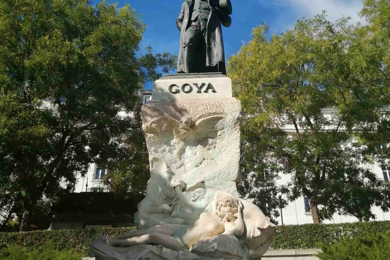 madrid museo del prado goya monument