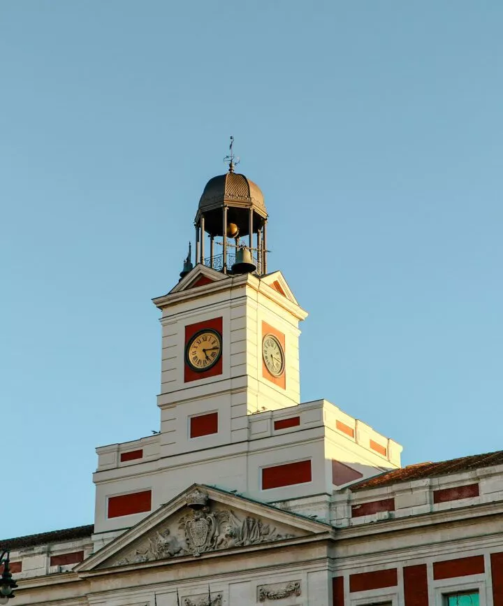 madrid puerta del sol uhrenturm