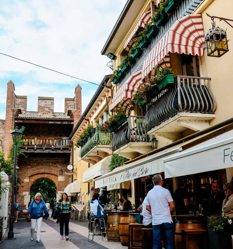 süße Gassen bei Lazise am Gardasee