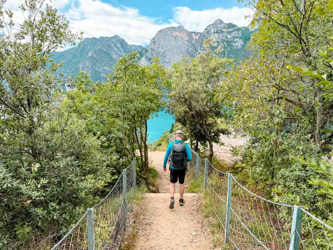 wanderweg beim forte garda bei riva am gardasee wanderweg beim forte garda bei riva am gardasee