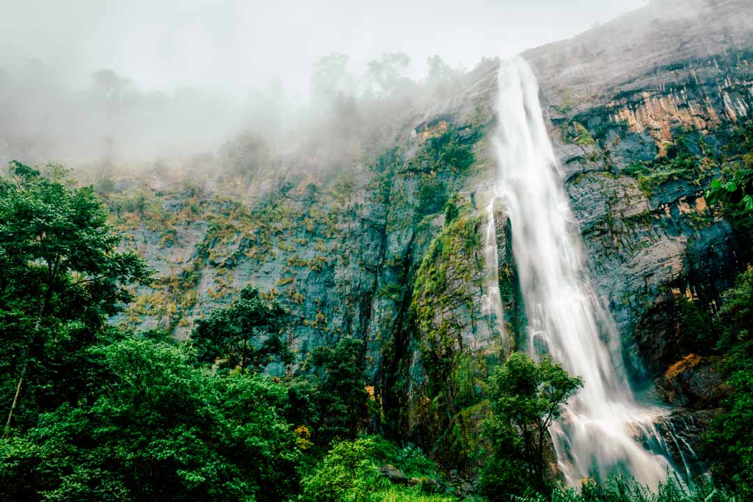 Sri Lanka Ella Diyaluma Falls