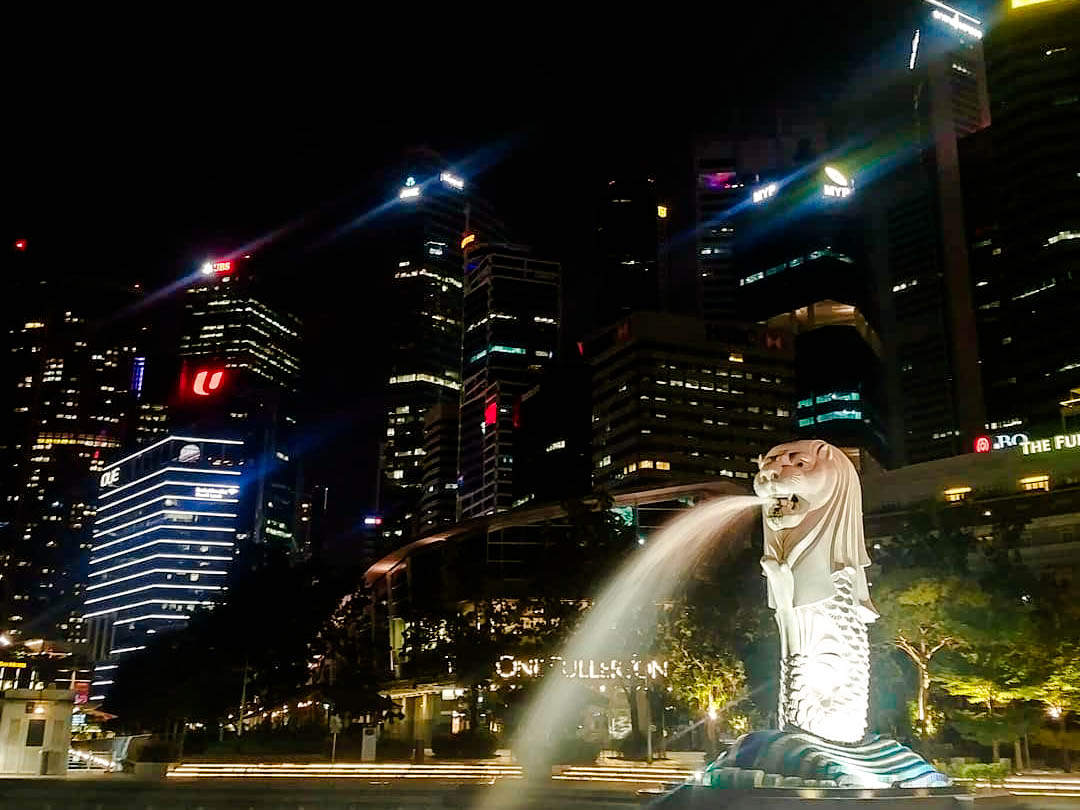 singapur merlion bei nacht singapur merlion bei nacht