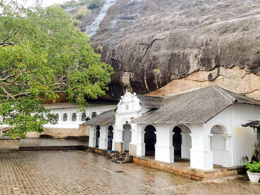 Sri Lanka Dambulla außerhalb des Höhlentempels