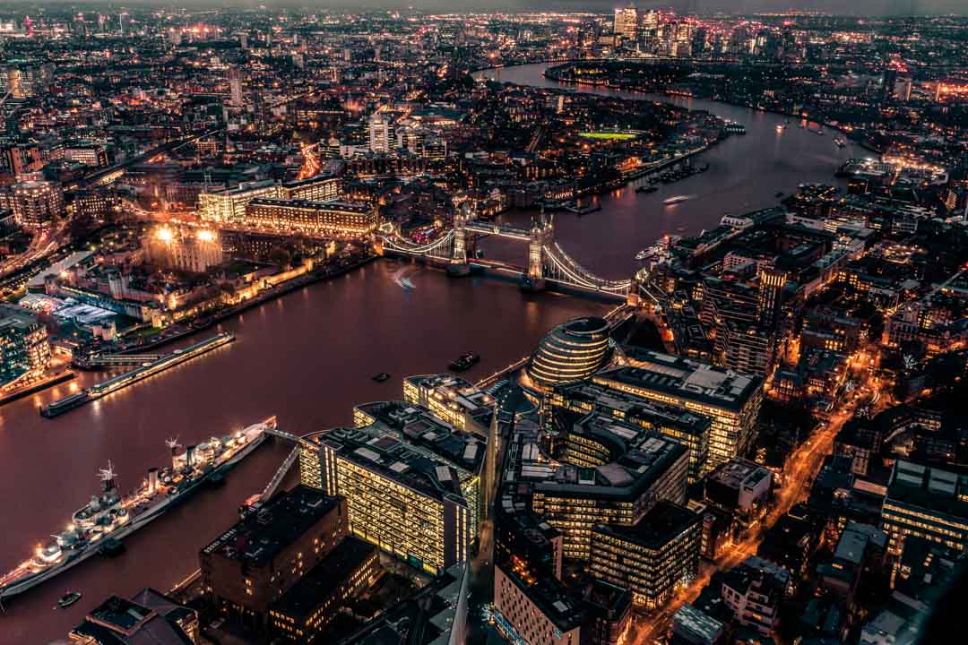 england london blick auf die towerbridge vom the shard england london blick auf die towerbridge vom the shard