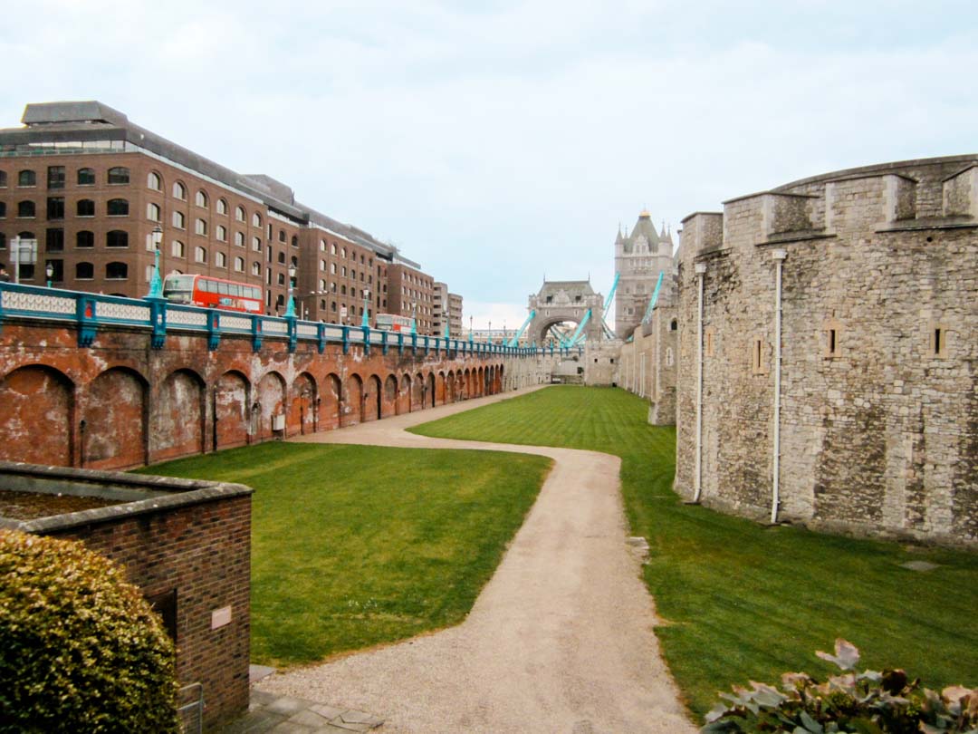 england london towerbridge und tower of london england london towerbridge und tower of london