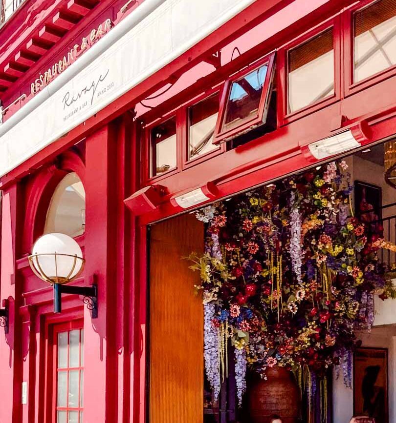 Restaurant auf dem Weg zum Nyhavn in Kopenhagen, Dänemark