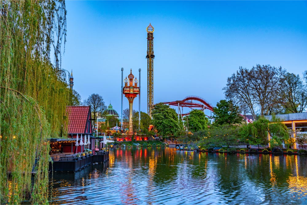 kleiner see am restaurant mikkeller faergekroen im tivoli kopenhagen Kleiner See am Restaurant Mikkeller Færgekroen im Tivoli, Kopenhagen