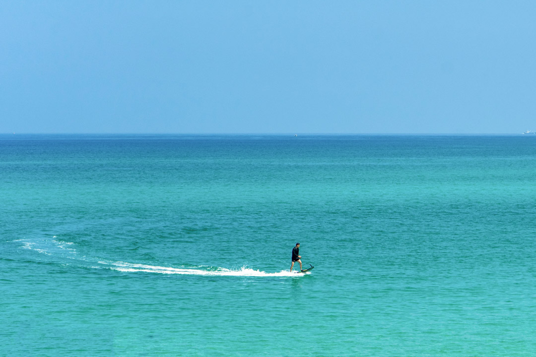 suedkorea jeju island farbe des meeres