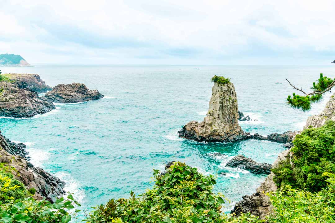 suedkorea jeju island oedolgae rock
