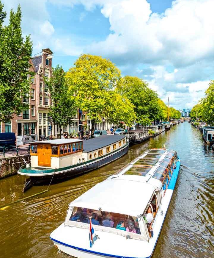 amsterdam staedtetrip grachtenfahrt 02