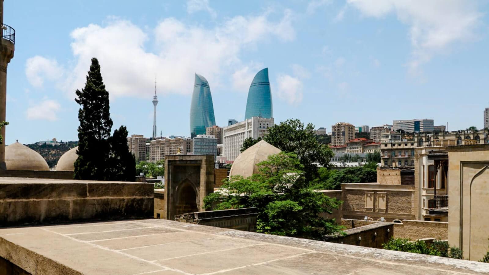 baku sehenswuerdigkeiten aserbaidschan