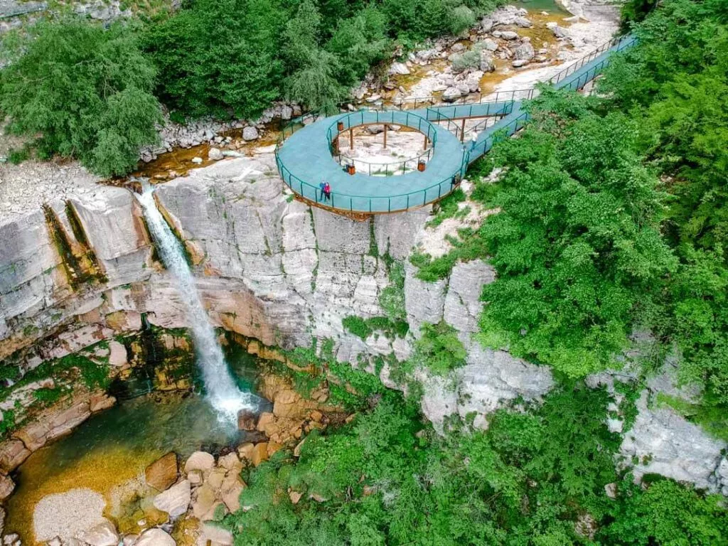 georgien okatse wasserfall 3 georgien okatse wasserfall 3