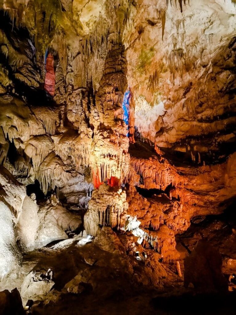georgien prometheus cave