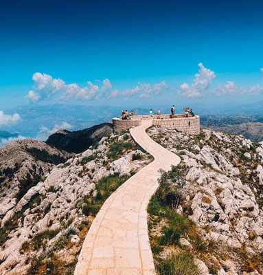 lovcen nationalpark mausoleum