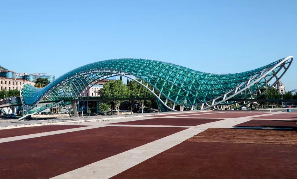 tiflis friedensbruecke 2