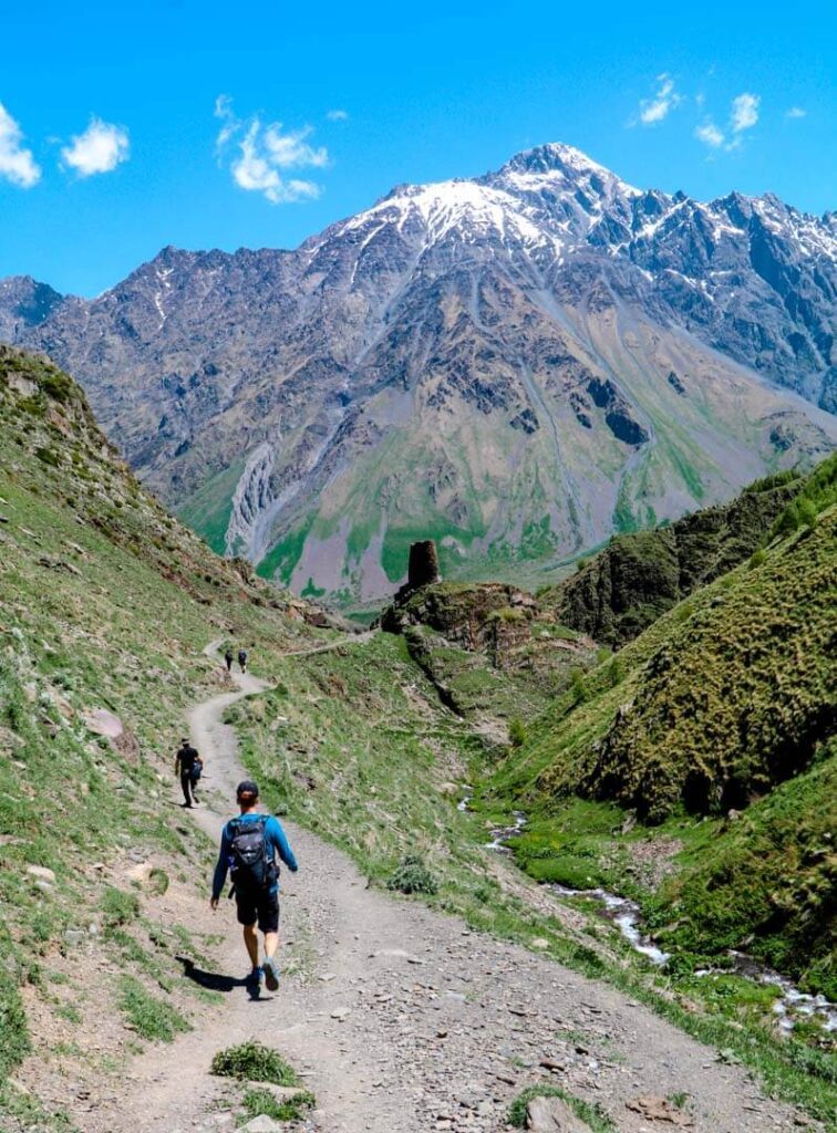 wanderung gergeti kirche