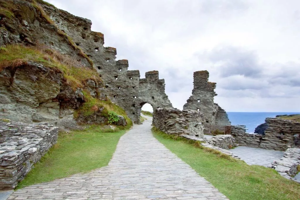 england cornwall tintagel castle 2 england cornwall tintagel castle 2