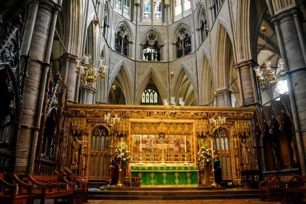 england london westminster abbey high altar england london westminster abbey high altar