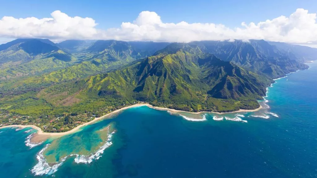 kauai von oben aus der helikopter perspektive