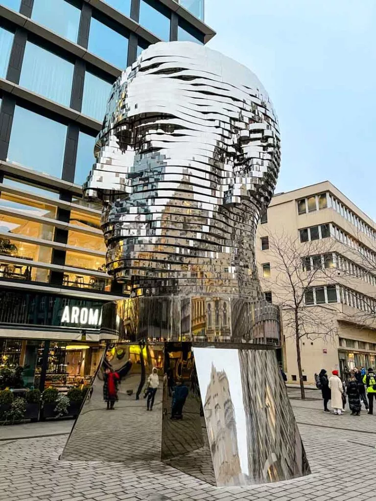 prag franz kafka rotating head neu