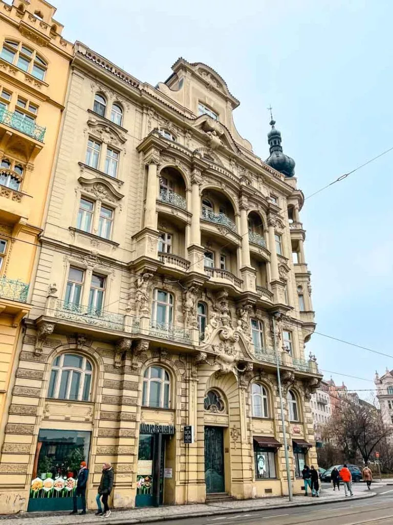 prag spaziergang moldau neu