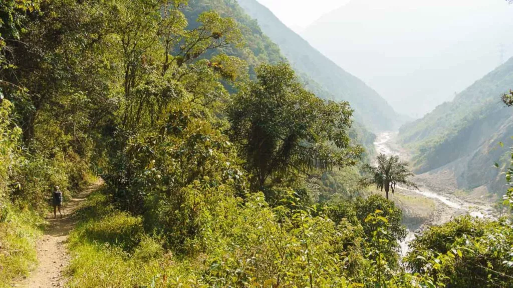 salkantay trek durch das warme tal