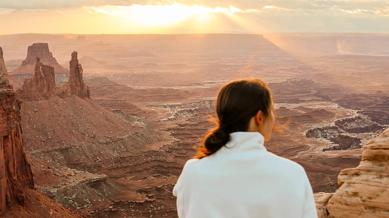 Utah Sehenswürdigkeiten Teaserbild, Mesa Arch bei Sonnenaufgang