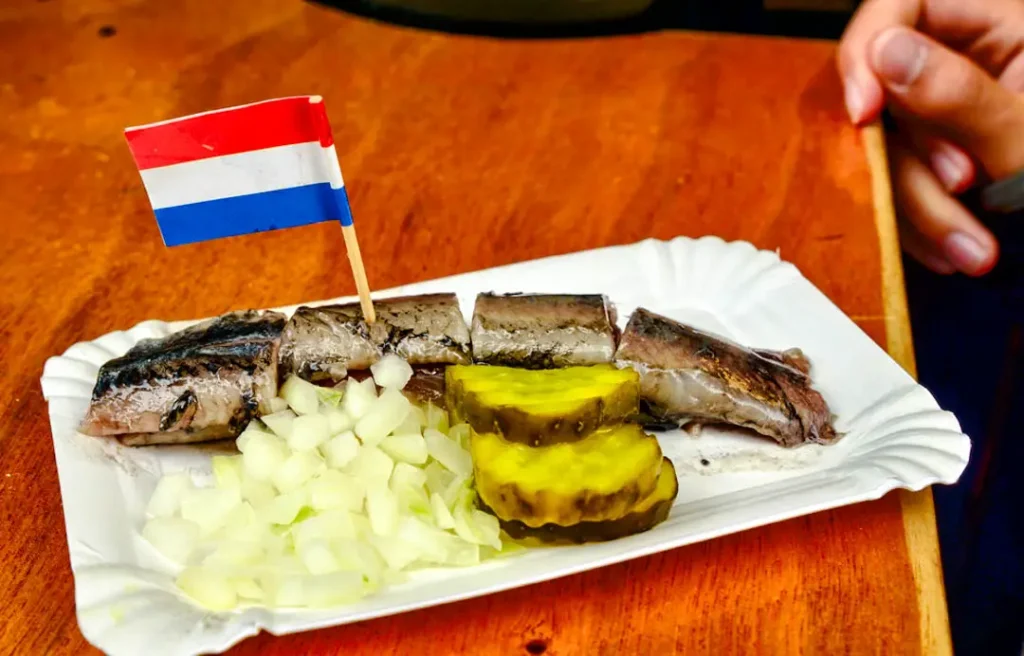 amsterdam staedtetrip essen hering neu