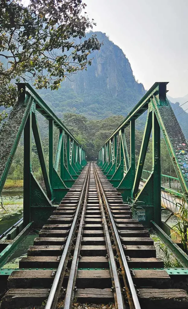 salkantay trek bruecke auf dem weg nach aguas calientes
