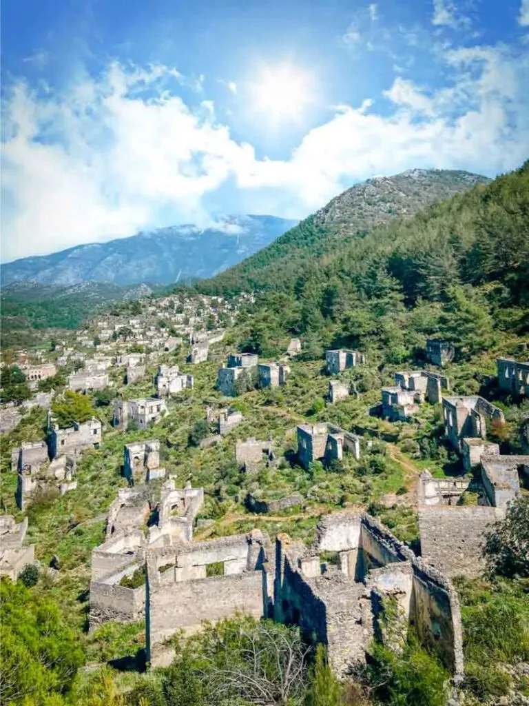 tuerkei fethiye ausblick auf kayakoey ruinen tuerkei fethiye ausblick auf kayakoey ruinen